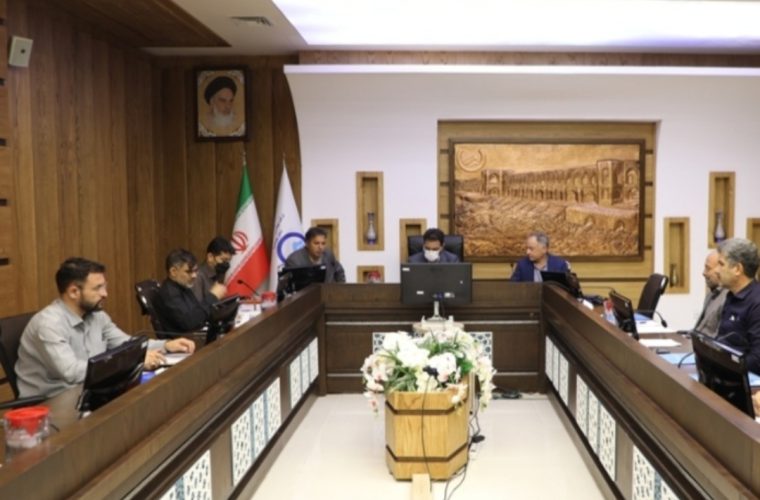 امروزه ورزش به عنوان یک پدیده مهم در تمامی جوامع انسانی مطرح است زیرا آثار خارق العاده و منحصربه فرد ورزش، در سلامت و شادابی جسم و مهمتر از آن بالندگی روح و روان انسان، برهیچ کس پوشیده نیست. امروزه ورزش به عنوان یک پدیده مهم در تمامی جوامع انسانی مطرح است زیرا آثار خارق العاده و منحصربه فرد ورزش، در سلامت و شادابی جسم و مهمتر از آن بالندگی روح و روان انسان، برهیچ کس پوشیده نیست.