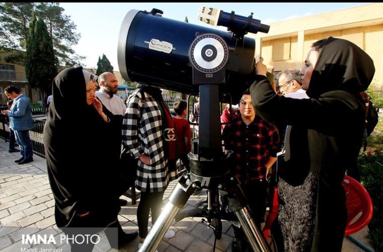 استقبال چشمگیر شهروندان از ویژه‌برنامه‌های مرکز نجوم ادیب در سال ۱۴۰۱