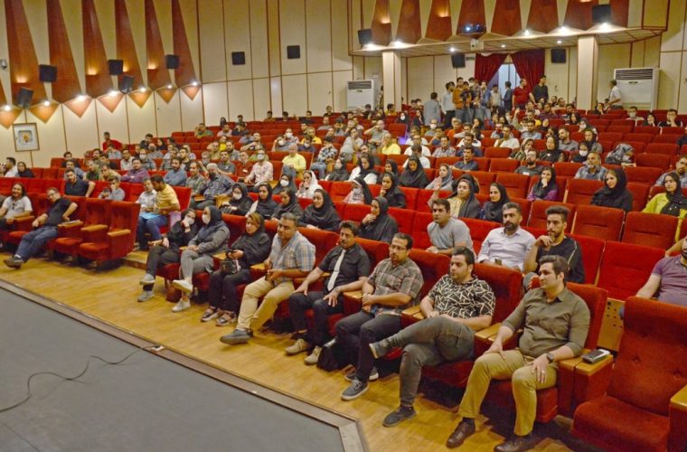 کارگاه آشنایی با سامانه هوشمند توسعه شهر ویژه متصدیان کافی نت‌ها برگزار شد