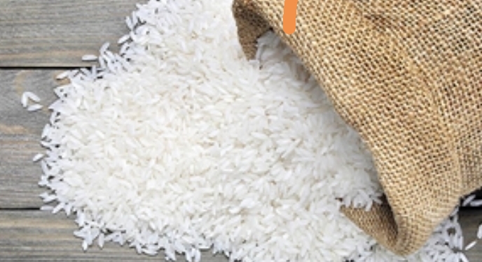 قاچاقچیان برنج نتوانستند بارخود را از مرز اصفهان خارج کنند