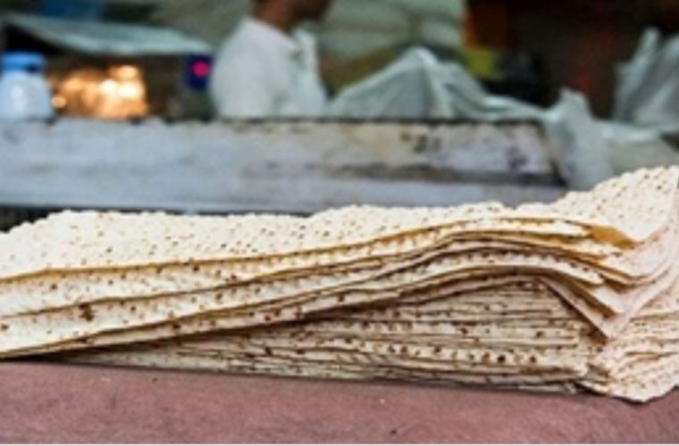 نانوایی که سفره مردم را کوچک نموده بود نانش آجر شد نانوایی که سفره مردم را کوچک نموده بود نانش آجر شد