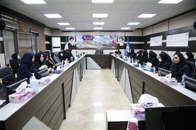 نشست سرپرست نفت و گاز مارون با بانوان شاغل در این شرکت نشست سرپرست نفت و گاز مارون با بانوان شاغل در این شرکت