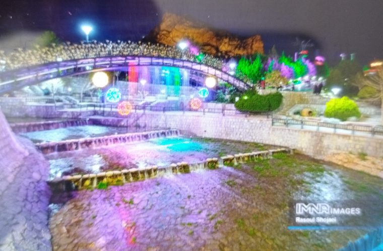 امکان چادرخوابی درمجموعه صفه وجود ندارد