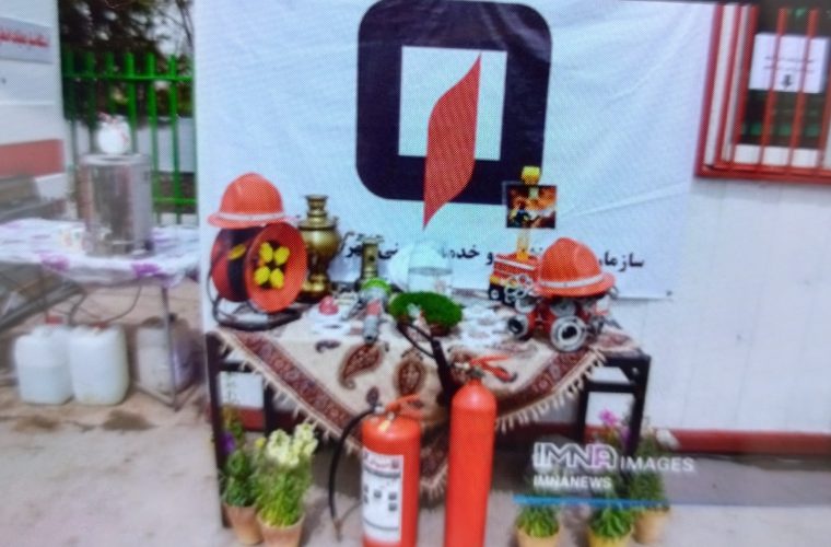 استقرار اتوبوس فرماندهی عملیات آتش‌نشانی برای اولین‌بار در باغ فدک