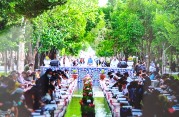 برگزاری مراسم جزءخوانی قرآن کریم در گذر چهارباغ