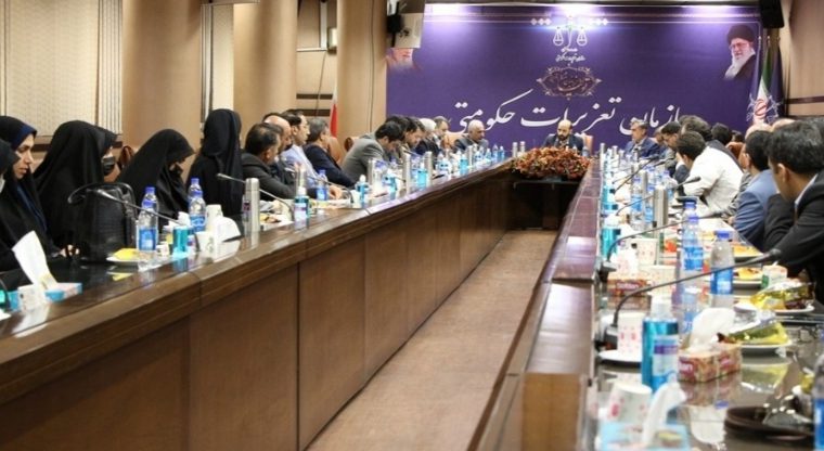 کاسبی متخلفان دربازارعیدکساد می شود کاسبی متخلفان دربازارعیدکساد می شود