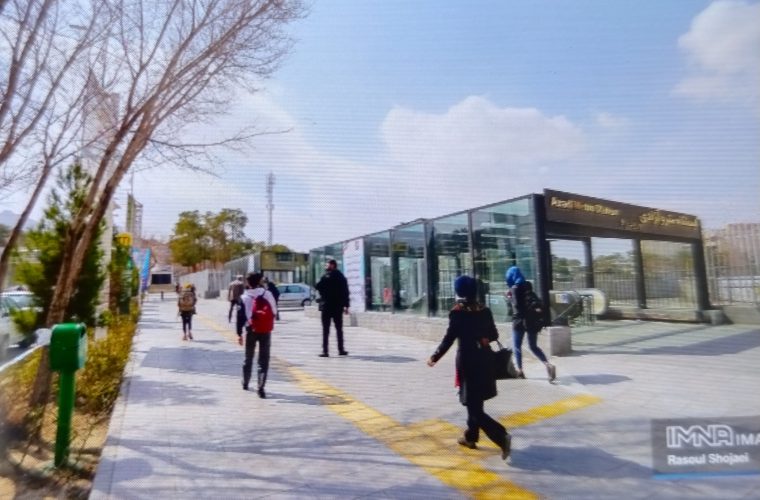 بهره مندی ۴۰۰ هزار مسافر درون شهری از مترو در اصفهان