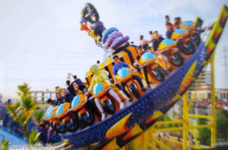 استقبال بیش از ۳۵۰ هزار گردشگر از ابرسازه‌های تفریحی اصفهان