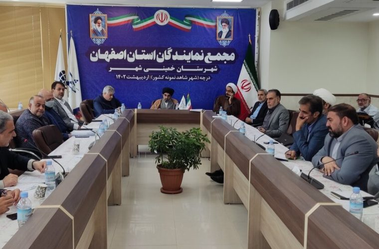 ضرورت رسیدگی به مشکلات رانندگان و دارندگان اتوبوس های مسافربری