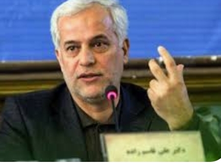 گردشگران چینی در راه اصفهان گردشگران چینی در راه اصفهان