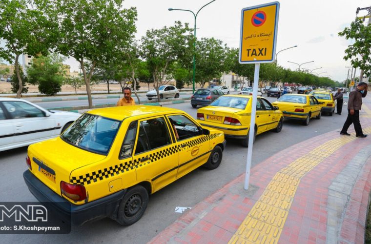 نظارت دقیق بازرسان بر اجرای نرخ مصوب تاکسی های گردشی نظارت دقیق بازرسان بر اجرای نرخ مصوب تاکسی های گردشی