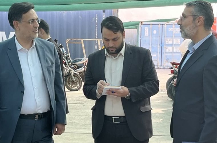 بازدید دادستان و مدیر کل تعزیرات حکومتی استان اصفهان از انبارهای سازمان اموال تملکی