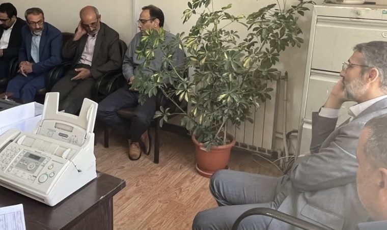 بازدید مدیر کل تعزیرات حکومتی استان اصفهان از ادارات شهرستان های تابعه بازدید مدیر کل تعزیرات حکومتی استان اصفهان از ادارات شهرستان های تابعه