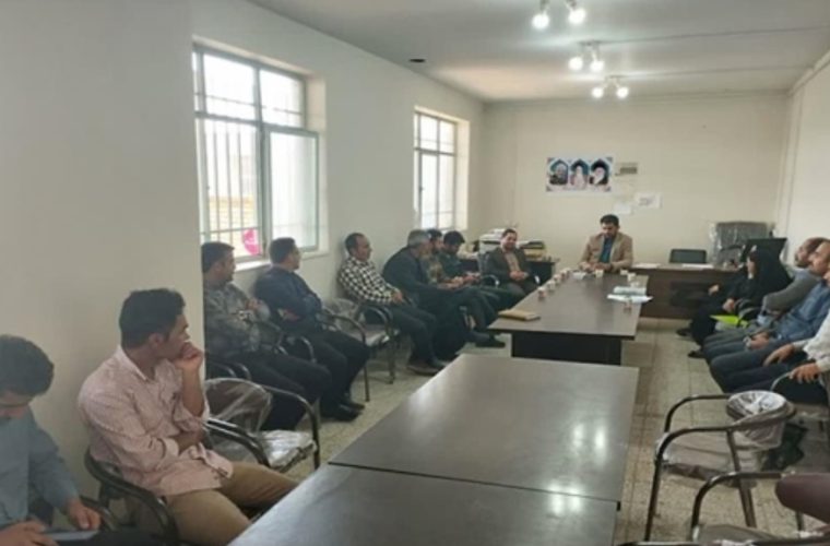 برگزاری جلسه هماهنگی و آموزشی پیشگیری و مقابله با بیماری تب کریمه کنگو در بخش چنارود شهرستان چادگان