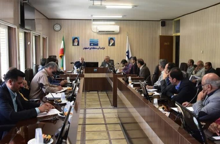 مدیر عامل آب منطقه ایی اصفهان :نصب ۱۰۸ کنتور در شهرستان برخوار