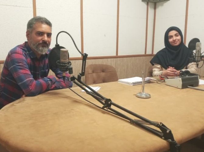 حضور کارشناس بهداشت و مسئول روابط عمومی شبکه دامپزشکی شهرستان کاشان در برنامه رادیو کاشان به مناسبت هفته ارتباطات و روابط عمومی
