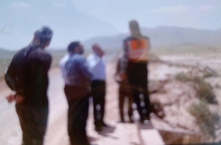 بازدید معاون حفاظت و بهره برداری آب منطقه ای اصفهان از منطقه سیل زده اردستان بازدید معاون حفاظت و بهره برداری آب منطقه ای اصفهان از منطقه سیل زده اردستان