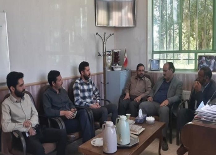 دیدارسرپرست و پرسنل شبکه دامپزشکی با میریت جهاد کشاورزی شهرستان چادگان دیدارسرپرست و پرسنل شبکه دامپزشکی با میریت جهاد کشاورزی شهرستان چادگان