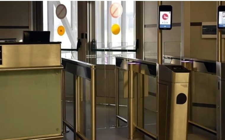 کشف ۶ هزار دلار ارز قاچاق در فرودگاه اصفهان