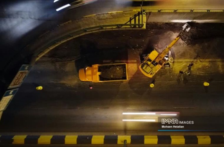 انجام عملیات خاکبرداری پروژه تعریض بزرگراه شهید خرازی انجام عملیات خاکبرداری پروژه تعریض بزرگراه شهید خرازی