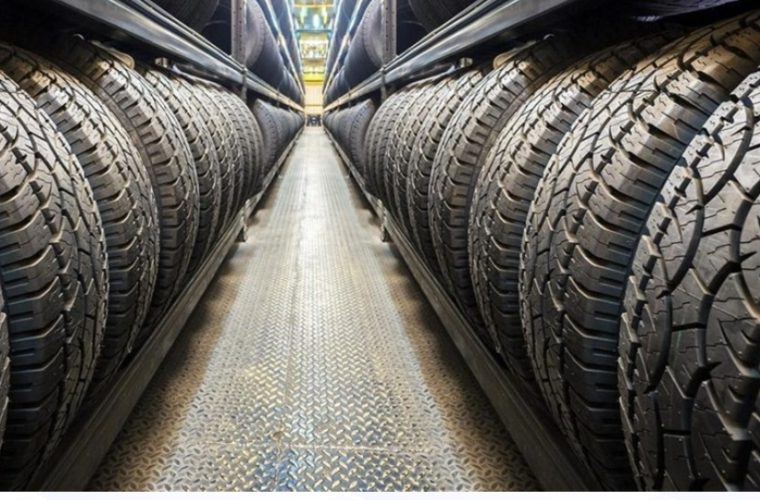 کشف ۳۶۹ حلقه لاستیک خودرو در اصفهان