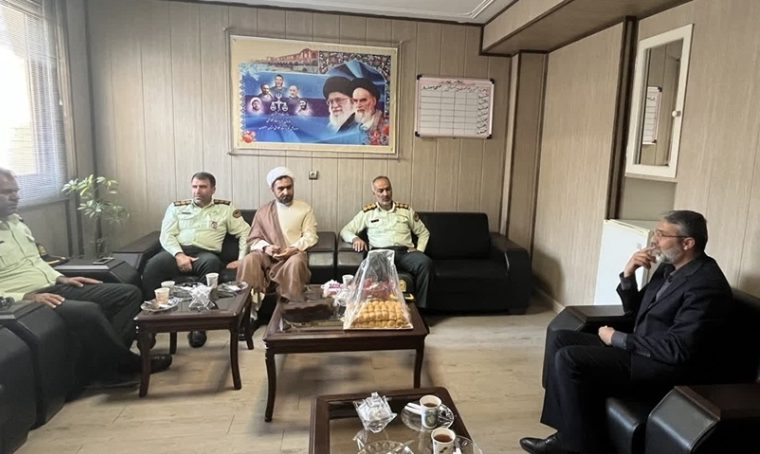دیدار فرمانده و معاونین انتظامی شهرستان اصفهان با مدیر کل تعزیرات حکومتی اصفهان