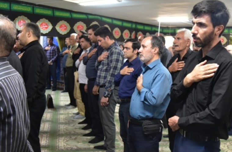 برگزاری مراسم عزاداری شهادت حضرت اباعبدالله الحسین (ع) در آب منطقه ای اصفهان