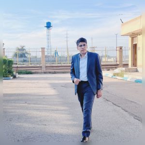 دکتر سعیدی راد با دعوت گسترده جامعه دانشگاهی استان خوزستان، خانواده های معظم شهدا و طیف گسترده ایی از جامعه اصناف شهرستان در انتخابات دوازدهمین دوره از انتخابات مجلس برای حوزه انتخابیه اندیمشک پیش ثبت نام کرد