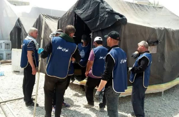 شست‌وشوی ۸ هزار مترمربع زمین برای اسکان مواکب اصفهان در کربلا