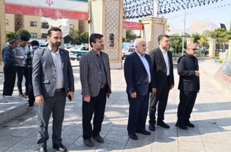 حضور مدیر مخابرات اصفهان در مراسم گرامیداشت شهدای نیروی انتظامی حضور مدیر مخابرات اصفهان در مراسم گرامیداشت شهدای نیروی انتظامی