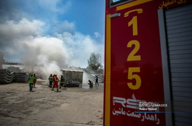 اطفای حریق ۳۹۴ خودرو از ابتدای امسال تاکنون توسط آتش‌نشانان