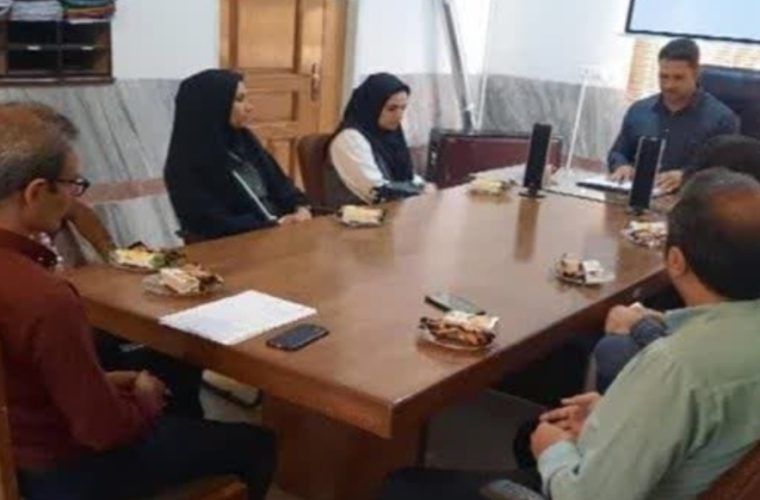 جلسه پیشگیری و مبارزه با آنفلوانزای فوق حاد پرندگان در شهرستان اردستان