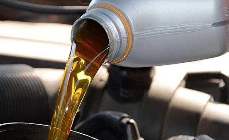 محکومیت نگهداری روغن موتور بر خلاف ضوابط تعیین شده