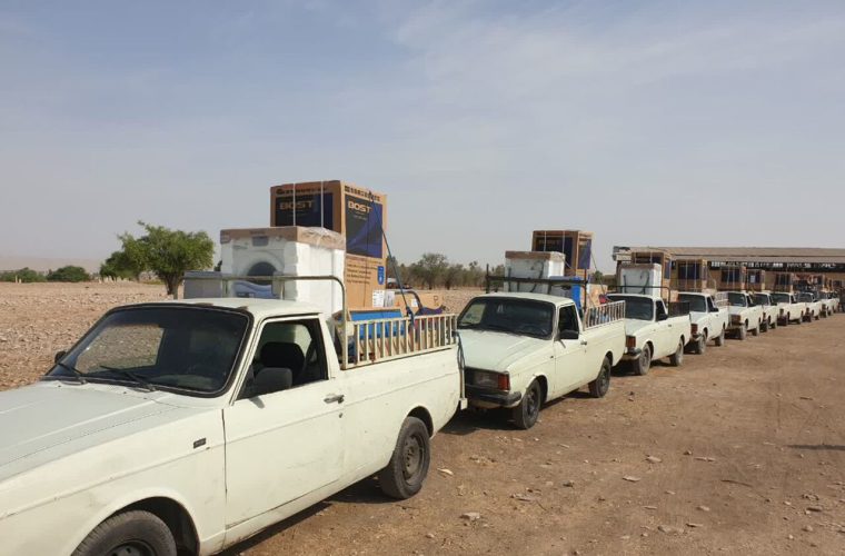 ۶۰ سری جهیزیه به نوعروسان نیازمند دزفول اهدا شد ۶۰ سری جهیزیه به نوعروسان نیازمند دزفول اهدا شد