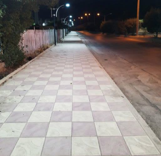 فاز اول نصب چراغ های روشنایی پیاده رو منطقه بی بی یان آغاز شد