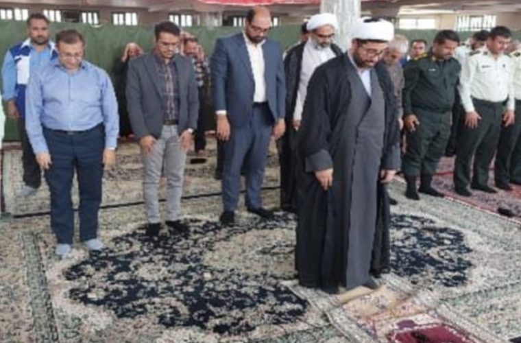 برگزاری نماز وحدت به میزبانی شبکه دامپزشکی شهرستان تیران و کرون
