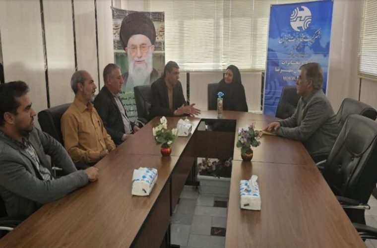 برگزاری جلسه هماهنگی برپایی غرفه مخابرات در جشنواره انار روستای شاهزاده علی اکبر