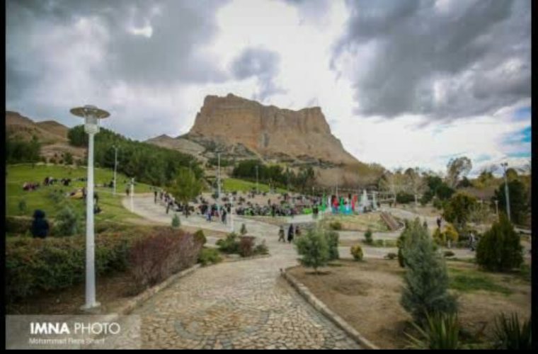 احداث مخزن و بهینه‌سازی لوله‌های آب پارک کوهستانی صفه