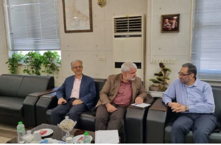 دیدار مدیر مخابرات کاشان با فرماندار شهرستان