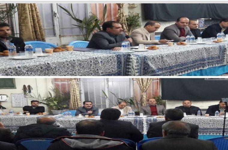 حضور رئیس اداره مخابرات شهرستان لنجان در میز خدمت حضور رئیس اداره مخابرات شهرستان لنجان در میز خدمت