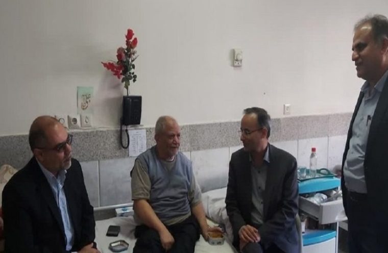 دیدار مدیر مخابرات خمینی‌ شهر با جانبازان آسایشگاه امام حسین (ع)