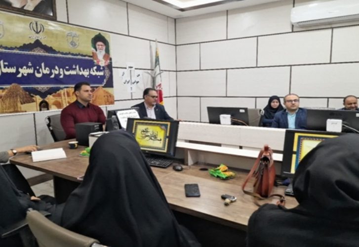 برگزاری کلاس آموزشی کنترل و مقابله با بیماری آنفلوانزای فوق حاد پرندگان در شهرستان اردستان