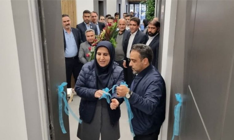 در آئینی به مناسبت هفته بسیج و با حضور مدیرعامل هلدینگ پتروپالایش اصفهان ، سالن غذاخوری شرکت پتروپالایش سهروردی صفاهان به بهره برداری رسید