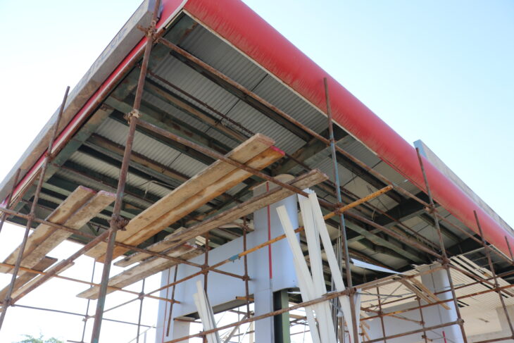 آغاز بازسازی جایگاه گاز سی ان جی شهرداری مسجدسلیمان