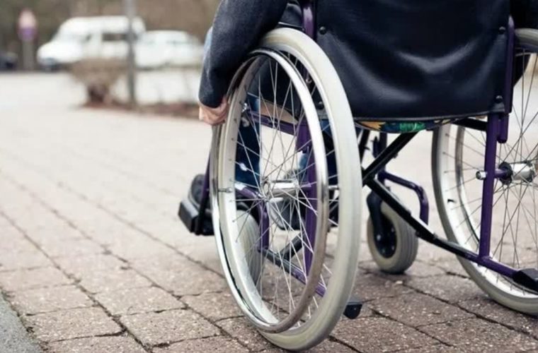 اختصاص ۵ دستگاه ون؛ ویژه سفرهای درون شهری معلولان