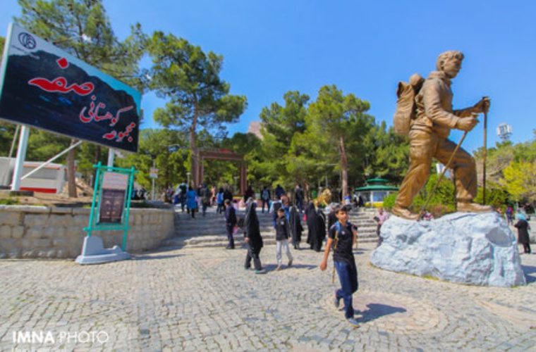 ورود ۷ دستگاه واقعیت مجازی به شهربازی مجتمع گردشگری صفه ورود ۷ دستگاه واقعیت مجازی به شهربازی مجتمع گردشگری صفه