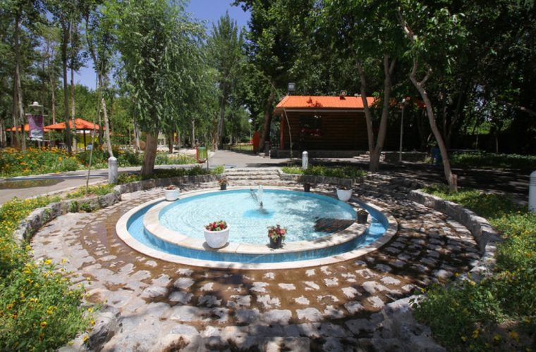 احداث مخزن آب ۲۰۰ متر مکعبی و ایستگاه پمپاژ در باغ بانوان پردیس