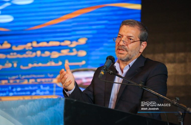 اجرای چندین ویژه برنامه به مناسبت هفته گرامیداشت مقام زن معاون فرهنگی شهرداری اصفهان از اجرای چندین ویژه برنامه به مناسبت هفته گرامیداشت مقام زن