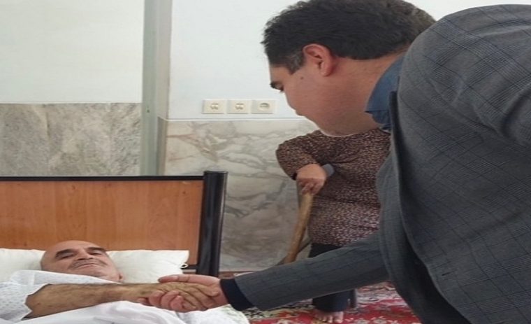 دیدار کارکنان اداره مخابرات لنجان با همکار بازنشسته دیدار کارکنان اداره مخابرات لنجان با همکار بازنشسته