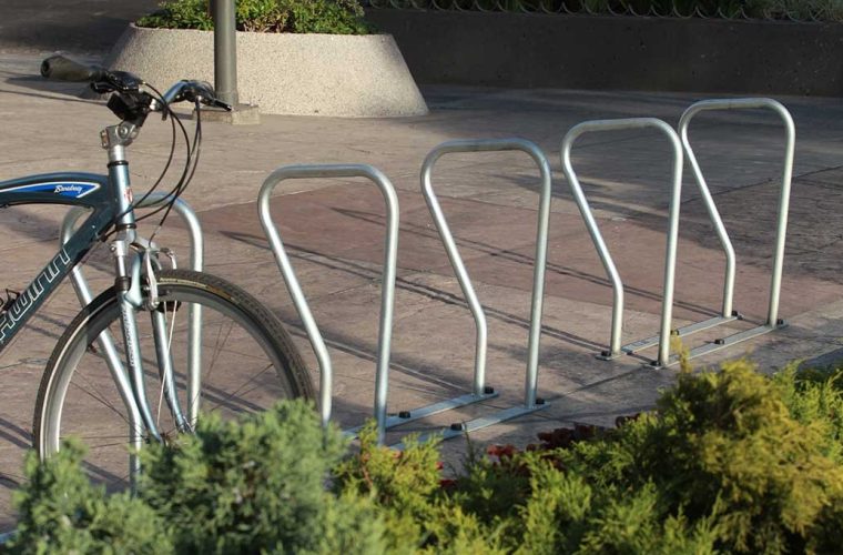 تجهیز ۸۸ درصد از ایستگاه‌های بی.آر.تی و مترو به جایگاه پارک دوچرخه